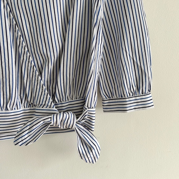 Madewell Wrap Blouse Striped Blue and White with Bow and Buttons Size XS - Picture 6 of 15
